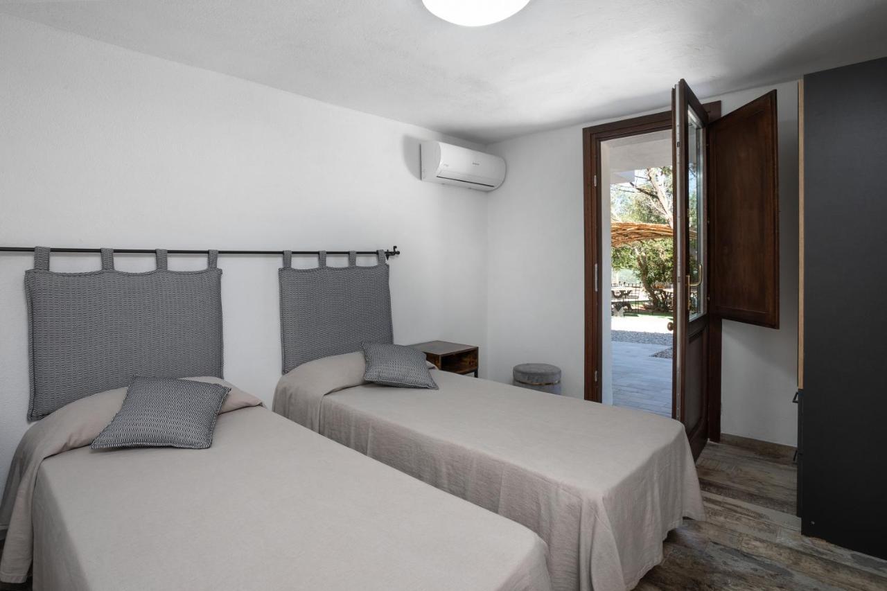 Bed and Breakfast Il Mirto Baja Cerdeña Exterior foto